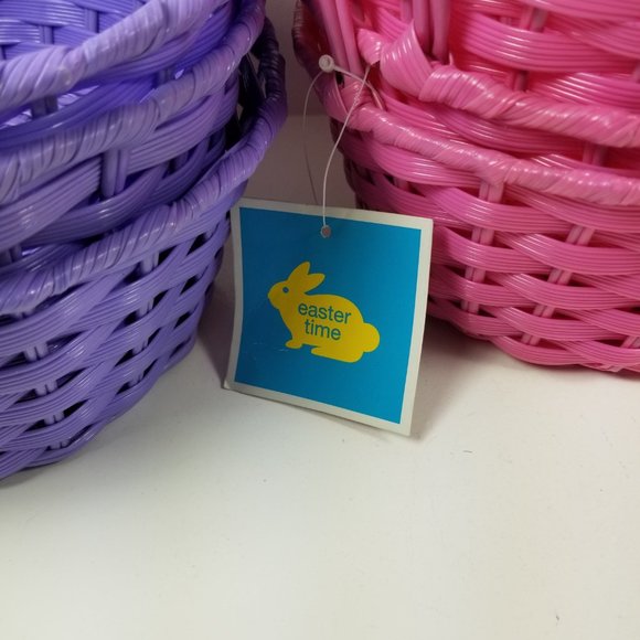 Set of 9 ester Basket's plastic and wire 6" bottom, 8 1/4" upper rim 12.5" Heigh - Picture 3 of 13